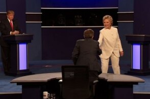 Clinton, Trump End Debate Without Shaking Hands