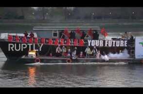 UK: Son of Sex Pistols manager burns punk memorabilia worth £5m