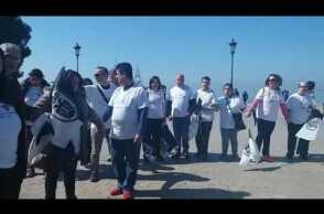 Thestival.gr Αγκαλιάζω