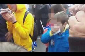 Βίντεο-σοκ: Πνιγμένα στα χημικά τα παιδιά στο Σύνταγμα