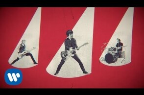 Green Day - Too Dumb to Die (Official Lyric Video)