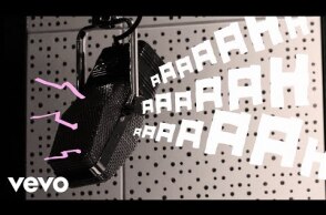 Pretenders - Holy Commotion (Official Video)