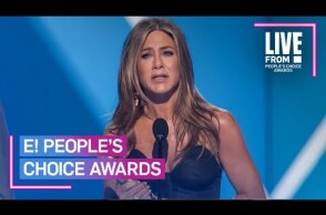 Jennifer Aniston Pays Tribute to "Friends" in Iconic PCAs Speech | E! People’s Choice Awards