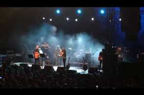 Πυξ Λαξ Παολα Θέατρο Βράχων