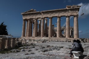Η Ακρόπολη κατά την πρώτη ημέρα της επαναλειτουργίας των αρχαιολογικών χώρων