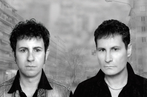 Αποστόλης και ο Διονύσης Αυγερινός