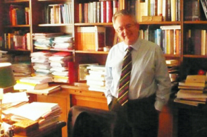 Νίκος Αλιβιζάτος