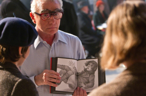 Ο Σκορσέζε στα γυρίσματα της ταινίας του «HUGO», που έχει προταθεί για 11 Όσκαρ