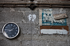 Εργοστάσιο κατασκευής επίπλων στον Βοτανικό