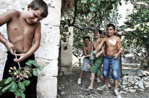 Σήμερον διακοπές στην Αίγινα