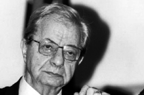 Παρασκευάς Αυγερινός