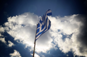 ελληνική σημαία, σχολείο, αποβολή