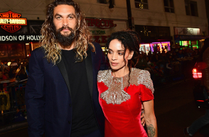 Ο «Aquaman» και η κυρία του στο κόκκινο χαλί 