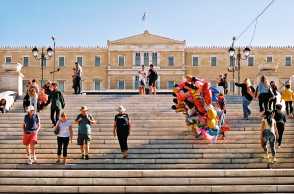 syntagma07_anoigma.jpg