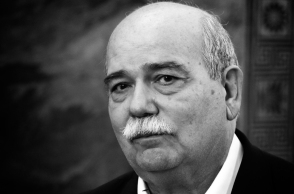 Νίκος Βούτσης, Δυτική Αττική