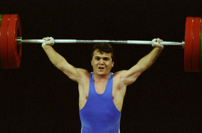 Πέθανε ο θρύλος της άρσης βαρών Ναΐμ Σουλεϊμάνογλου - ήταν μόλις 50 ετών