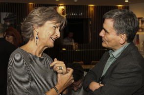 Παρουσίαση τοιυ βιβλίου της Αντιγόνης Λυμπεράκη, "Οι γυναίκες στην οικονομία", με καλεσμένο της, τον Ευκλείδη Τσακαλώτο