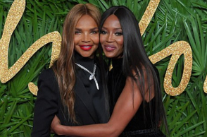 Ναόμι Κάμπελ, μητέρα