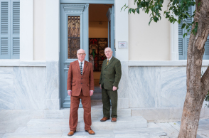 Gilbert & George: Κάνουμε τους φιλελεύθερους πολύ νευρικούς