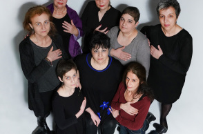 Εννιά μαρτυρίες γυναικών για τον καρκίνο