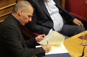 varoufakis23423.jpg