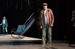 «Ψηλά από τη γέφυρα» του Άρθουρ Μίλλερ, Εθνικό Θέατρο - Κεντρική Σκηνή