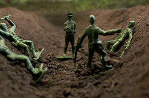 toy-soldiers_04.jpg