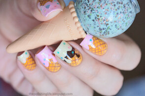 ice-cream-nail-art-3.jpg