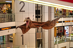 Δεινόσαυροι River West