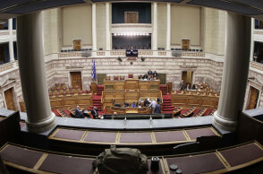 vouli4.jpg