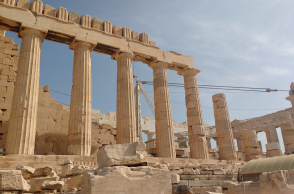 acropolis-1506110_1920.jpg