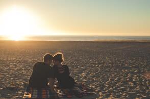 beach-california-couple-58572.jpg