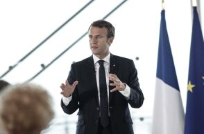 Ανοιχτή στήριξη Μακρόν σε Ματαρέλα 