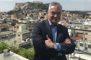 Νίκος Βατόπουλος