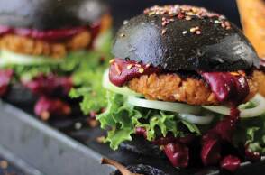 black-burger-002-1124x678.jpg