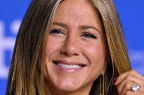 aniston.jpg