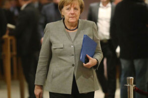 merkel15.jpg