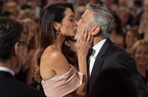 gettyimages-kiss.jpg