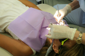 dentist-1427291_1280.jpg