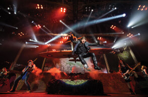 iron-maiden-legacy-of-the-beast-tour-2.jpg