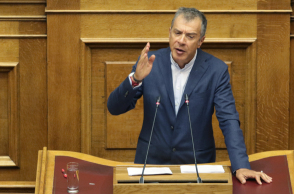 theodorakis.jpg