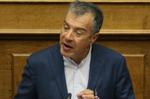 stavros-theodorakis342342.jpg