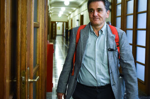 tsakalotos.jpg