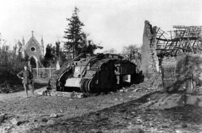 bundesarchiv_bild_183-s12137_westfront_bei_cambrai_erbeuteter_panzer.jpg