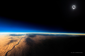 jon-carmichael-total-eclipse-photo.jpg