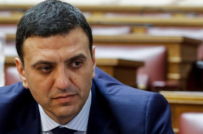  Βασίλης Κικίλιας 