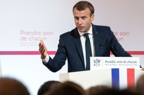 macron23423423423.jpg