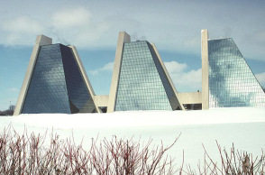 College Life Insurance Company Of America Headquarters, Kevin Roche John Dinkeloo & Associates, Indianapolis, Indiana, USA, 1972