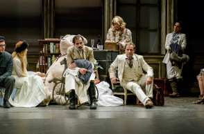 Άντον Τσέχωφ «Ο Βυσσινόκηπος», σκην. Κωνσταντίνος Μαρκουλάκης, θέατρο Χορν