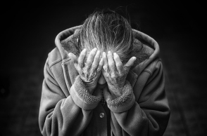 woman-1246587_1920.jpg
